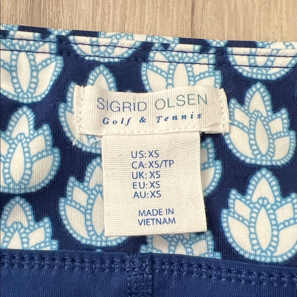 Sigrid Olsen Tennis/Pickleball skirt - Picture 2 of 3